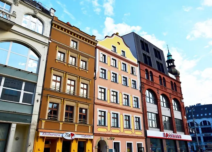 DUKES Hostel - Pokoje prywatne, RYNEK Wrocław